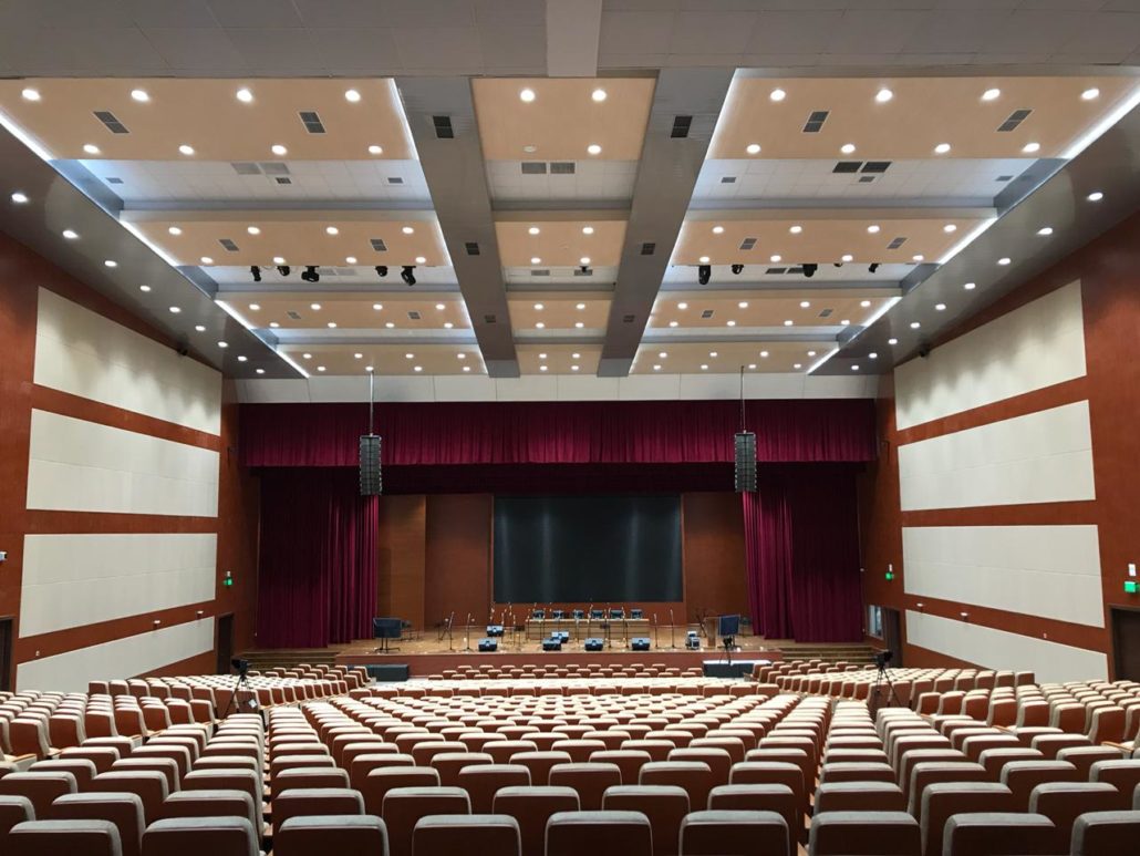 Sistemas Stanich en el auditorio principal de la nueva sede de la UNASUR, Bolivia.