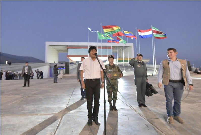 Sistemas Stanich en el auditorio principal de la nueva sede de la UNASUR, Bolivia.